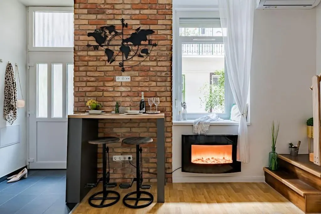 Adina Apartment Budapest