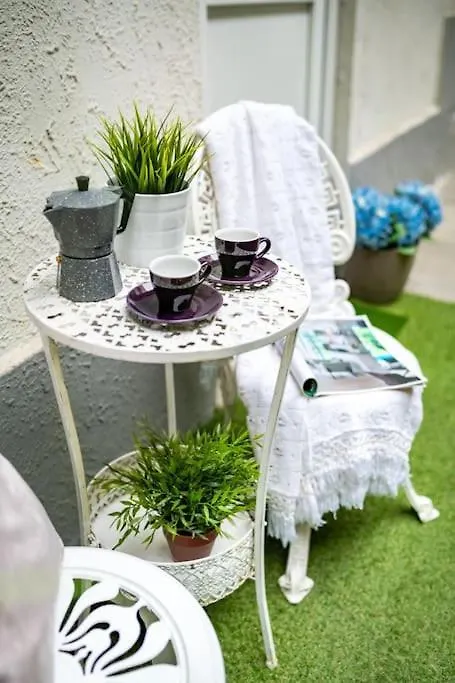 Adina Apartment Budapest